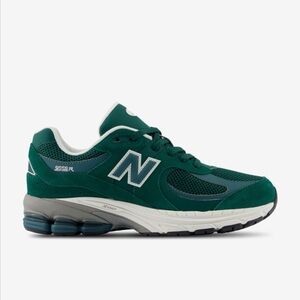New Balance Kids Green Sneakers